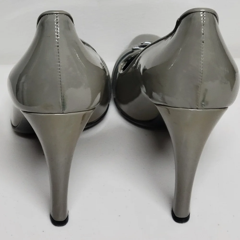 Gucci Buckle Details Patent Leather Heels Size 11. - Picture 14 of 16